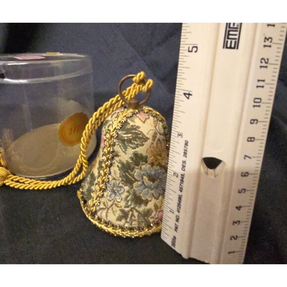 REUGE Musical Christmas Bell Ornament Silent Night Gold Floral Original Box - Picture 3 of 5